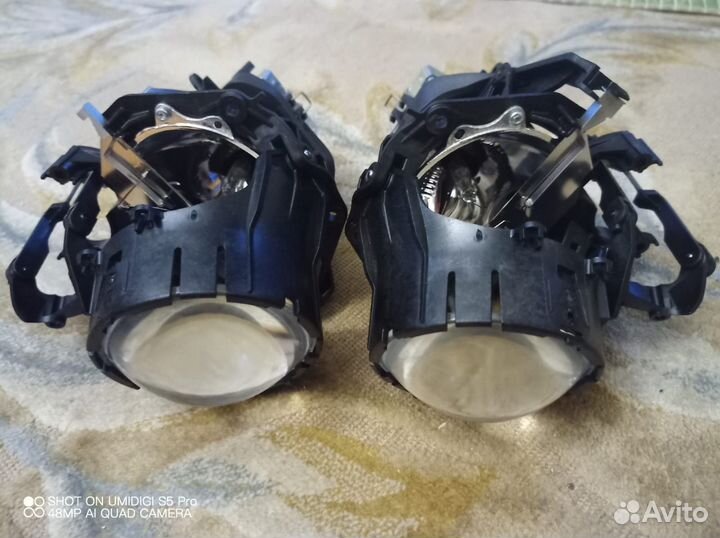 Блоки линз адаптивного ксенона на Volvo XC 70