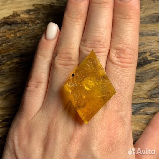 Крупный Комплект « ромб» янтарь натуральный