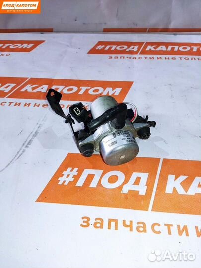 Вакуумный насос Volvo S40 2 рест. 2008 30793023