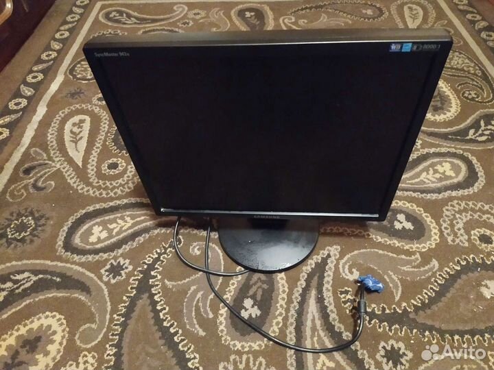 Монитор Samsung 943 n 19