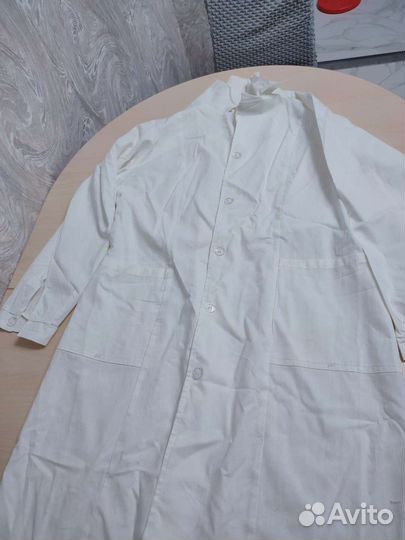 Белый медицинский халат 50-52
