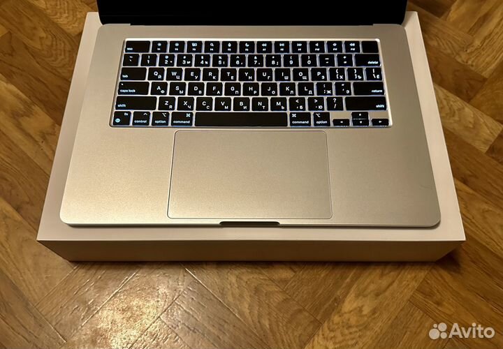 MacBook Air M3 15