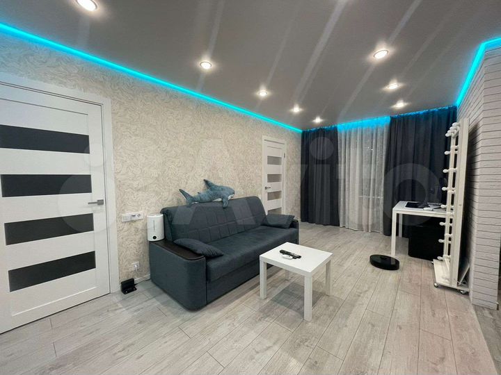 2-к. квартира, 43 м², 3/5 эт.