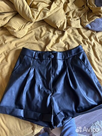 Шорты черные 46