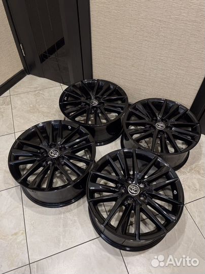 Диски Toyota Camry v70 GR-Sport оригинал