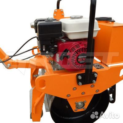 Виброкаток grost VR300S