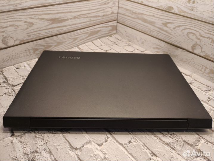 Ультрабук с SSD/intel 6е поколение/6GB/15 Дюймов