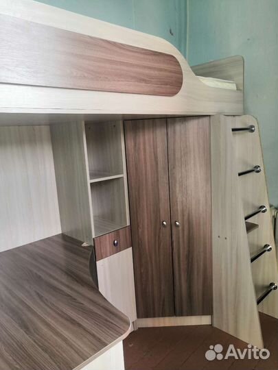 Двухъярусная кровать бу