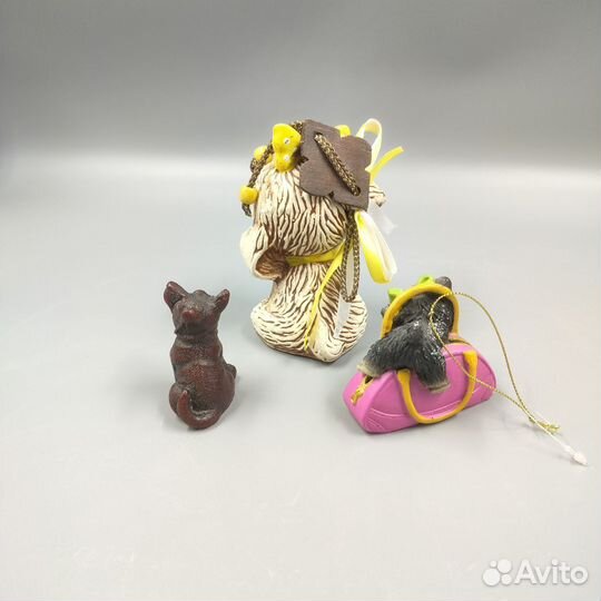 Статуэтки собаки