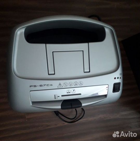 Уничтожитель бумаг шредер Fellowes PS-67Cs