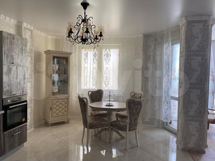 2-к. квартира, 58,3 м², 8/10 эт.