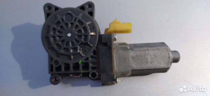 Моторчик стеклоподъемника для Chevrolet Cruze