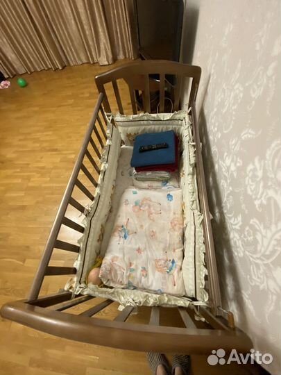 Кровать маятник