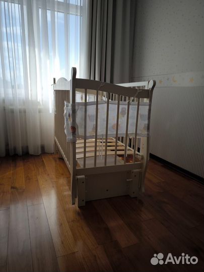 Кроватка детская