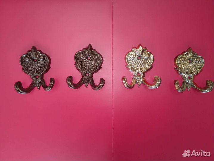 Крючки для одежды