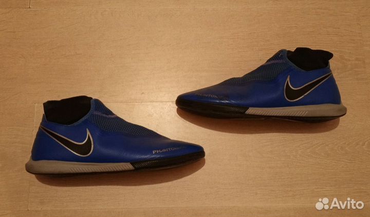 Футзалки Nike phantom