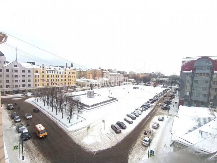 4-к. квартира, 158 м², 6/7 эт.