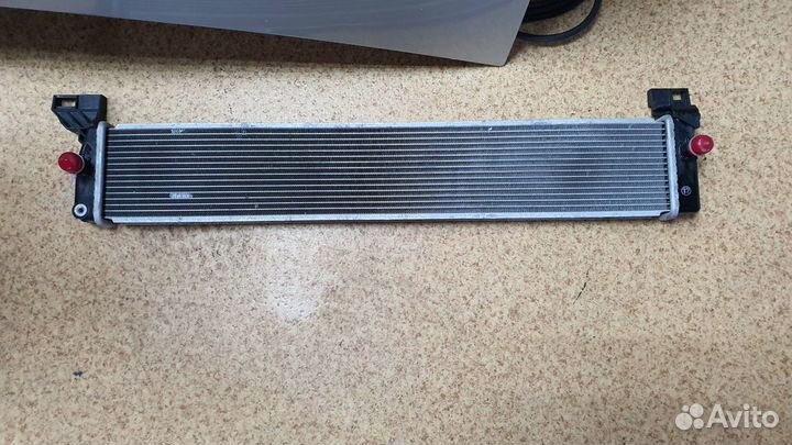 Радиатор батареи lexus is is300 is300h