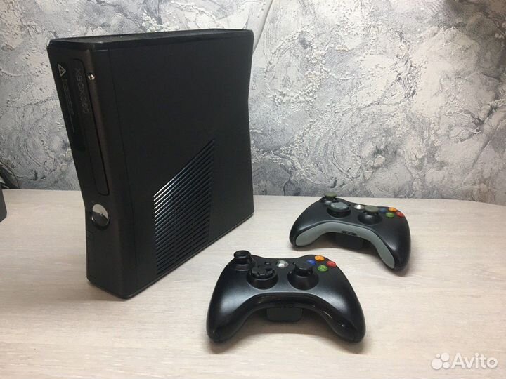 Xbox 360S freeboot + 60 игр