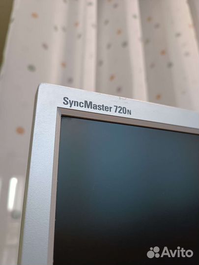 Монитор samsung syncmaster 720n