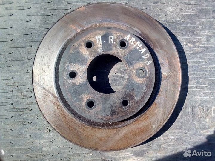 Тормозной диск передний правый Nissan Armada