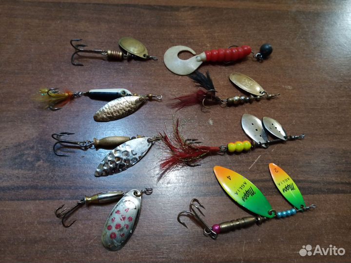 Рыболовные блесны,воблеры, катушки