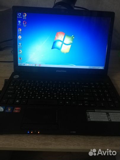 Ноутбук Emachines e732zg