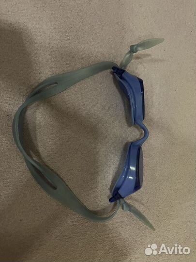 Очки для плавания