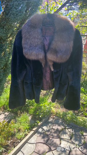 Шуба black lAMA 44