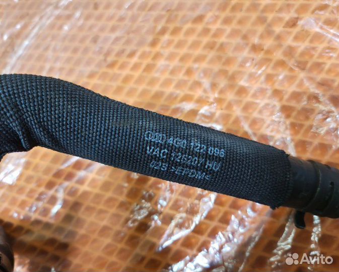 Патрубок Audi A6 C7 4G cgwb 2012