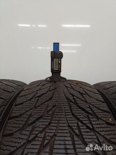 Nokian Tyres Hakkapeliitta R2 215/55 R17