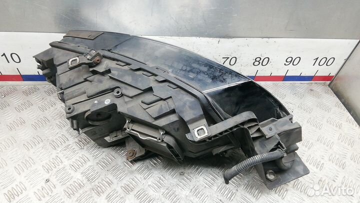 Фара Audi Q5 (2008-2017)