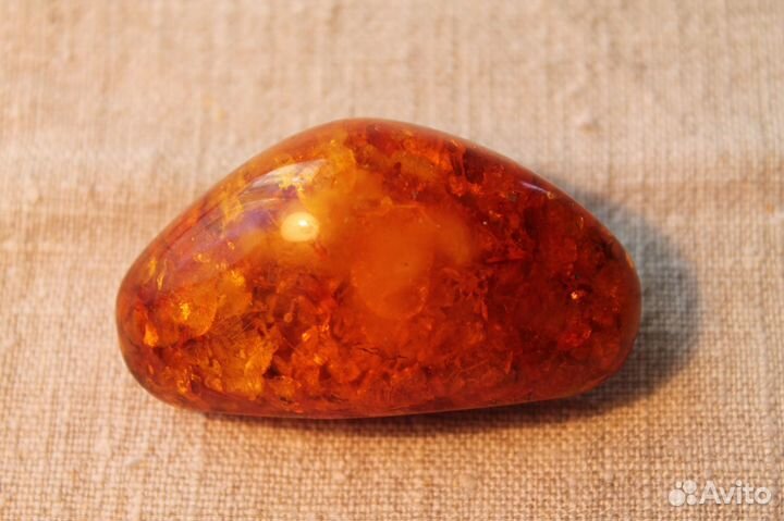 Брошь янтарная СССР