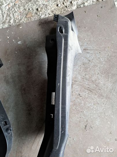 Обшивка багажника Ford Mondeo