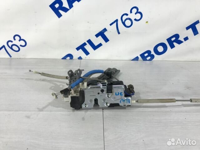 Замок двери задний правый KIA quoris 3.8 ат