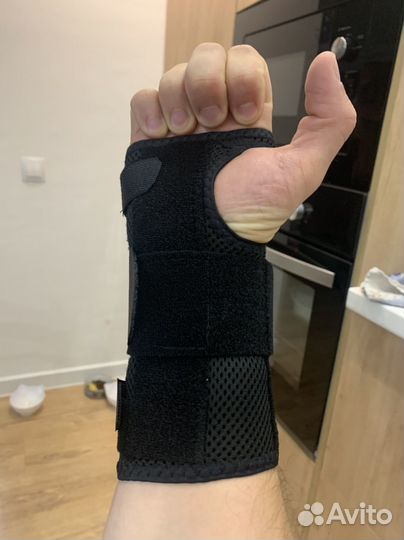 Бандаж на запястье фиксатор запястья
