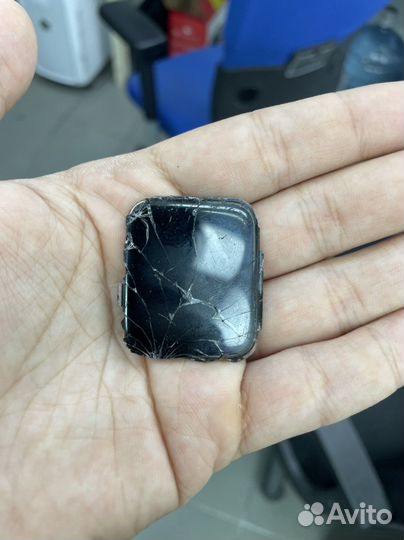 Замена дисплеев -замена акб - iPad - макбук-пайка