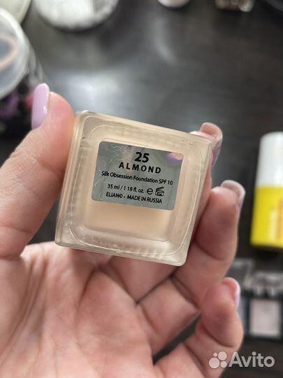 Набор косметики из личной коллекции