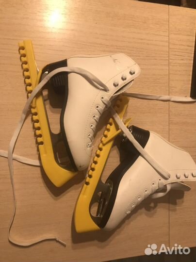 Коньки детские