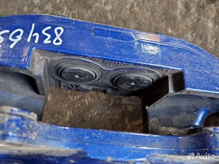 Передний правый суппорт BMW X7