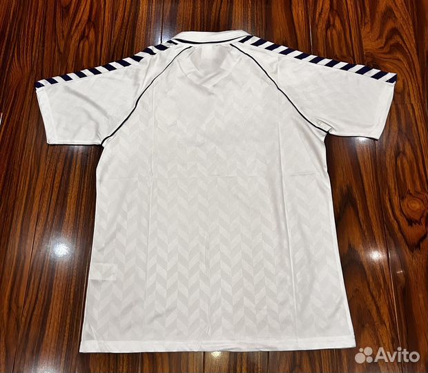 Футбольная форма команды Реал Мадрид