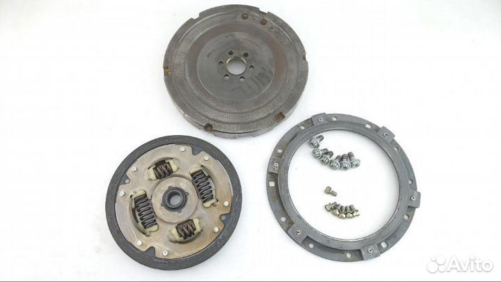 Сцепление комплект Toyota Prius NHW20 1nzfxe 2002