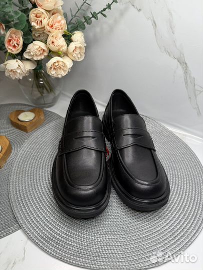 Лоферы женские кожаные Новые El Tempo 38