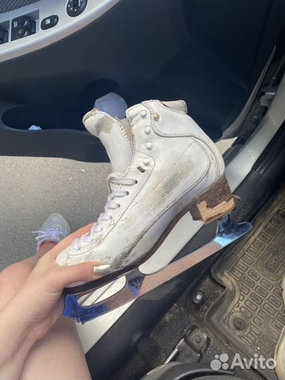 Профессиональные фигурные коньки risport