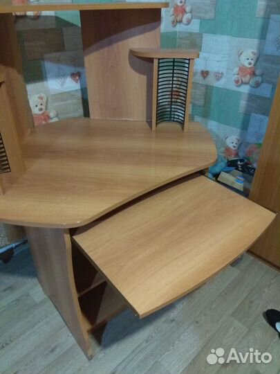 Компьютерный стол б/у
