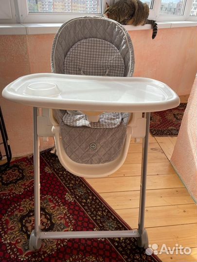Детский стульчик для кормления happy baby