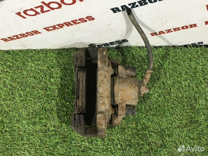 Суппорт тормозной передний правый Skoda Octavia A5