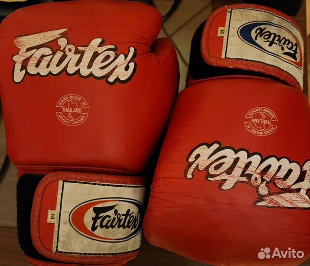 Боксерские перчатки Fairtex