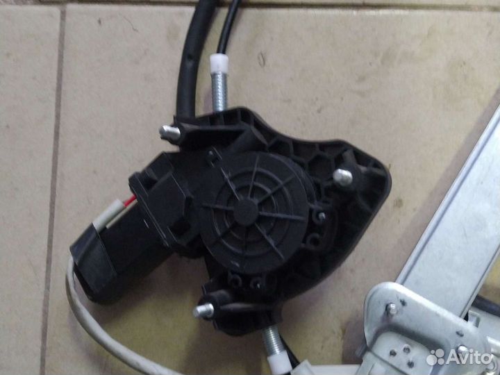 Стеклоподъёмники 01-15 калина гранта Логан ларгус