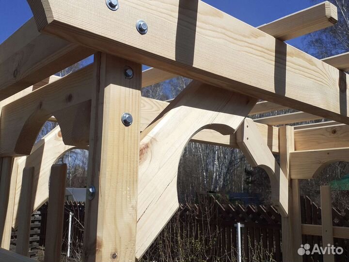 Пергола деревянная для сада